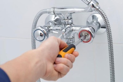 Cách xử lý sen vòi nhà tắm bị hỏng nhanh và đơn giản