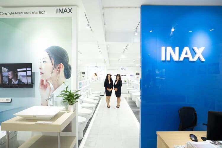 bon tieu nam inax chinh hang 2