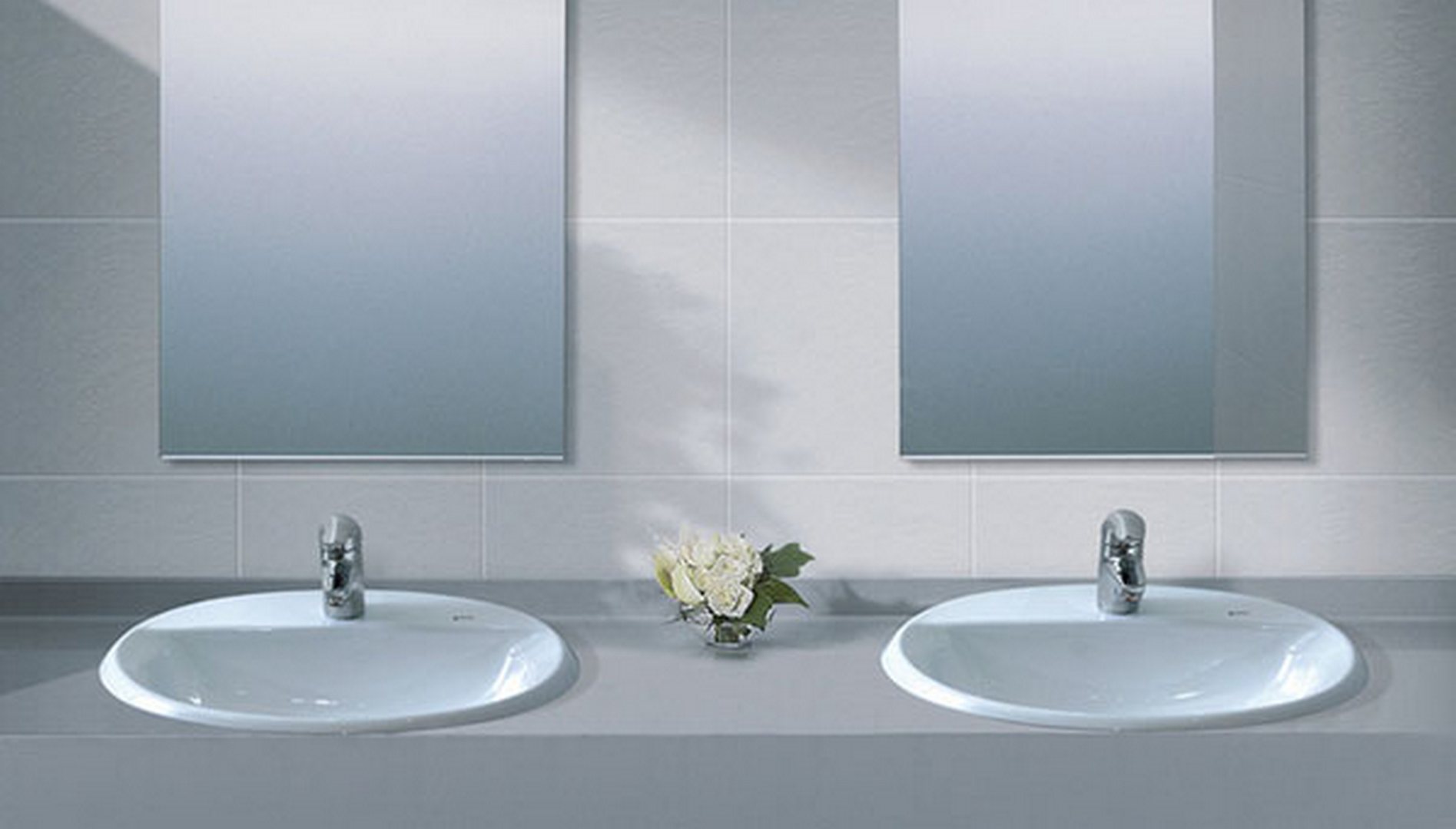 Cách chọn kích thước chậu rửa mặt Inax tùy theo diện tích phòng tắm 2